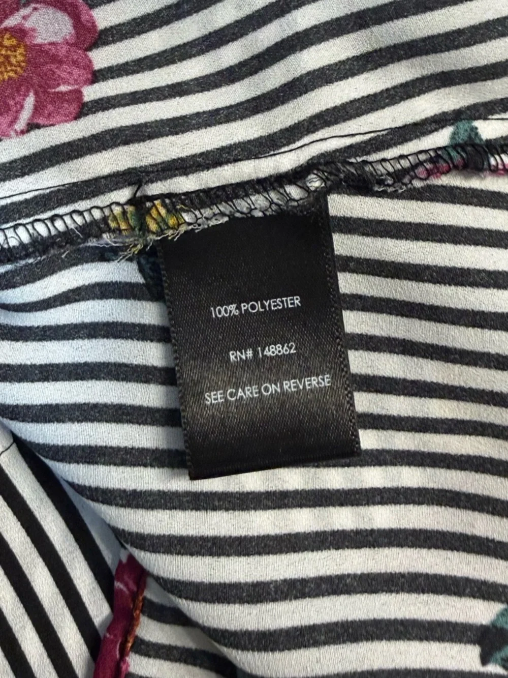 Women's Torrid Harper Stripe with Floral Sleeveless Top
Size: 0 - Picture 3 of 4